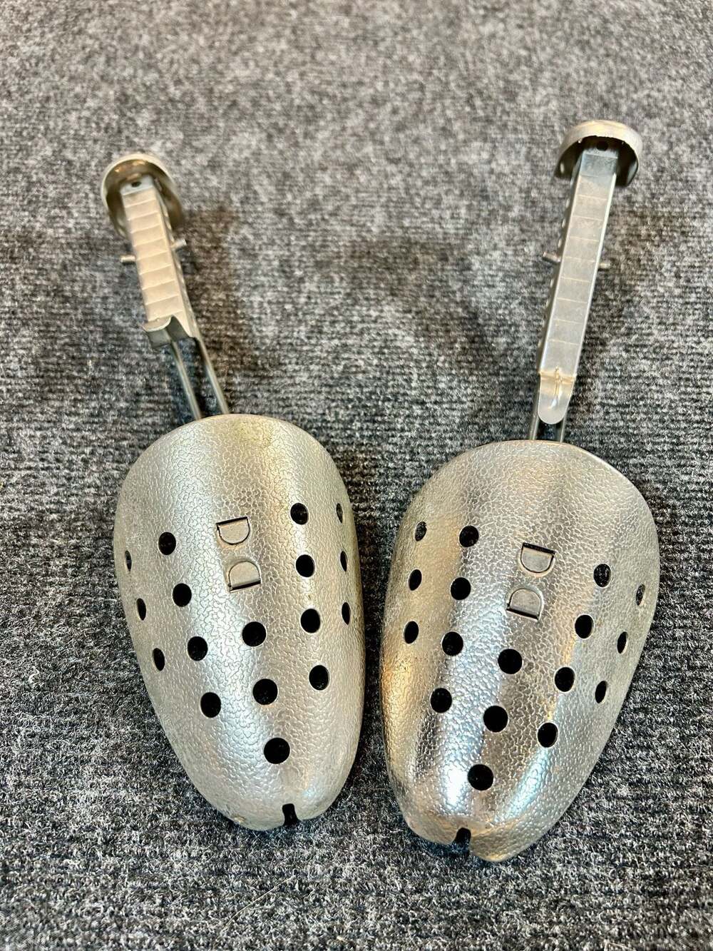 Vintage EKCO USA Pair Metal Adjustable Shoe Trees Stretchers